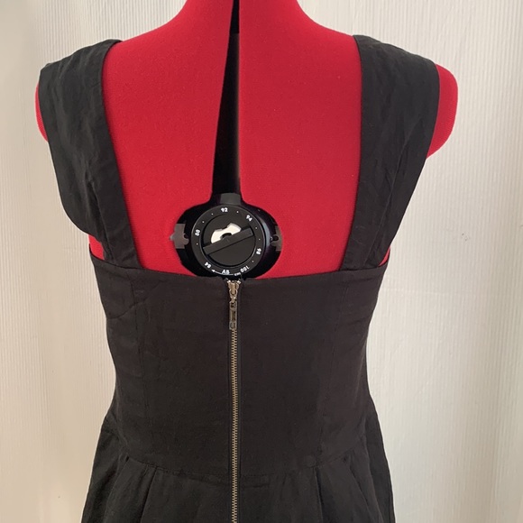 CUE little black dress Size 12 - Picture 6 of 9